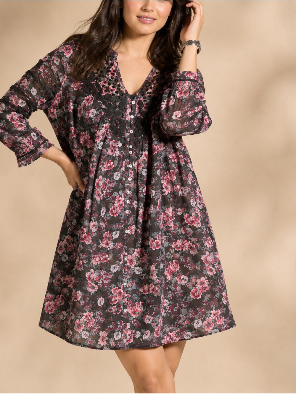 SUNDANCE BLACK FLORAL AND LACE MINI BABY DOLL BOHO WESTERN CHIC DRESS SZ S